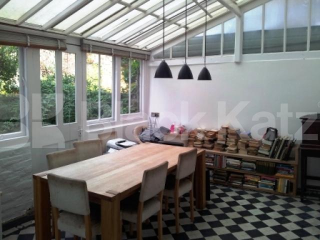 			5 Bedroom, 1 bath, 1 reception House			 Weston Park, CROUCH END